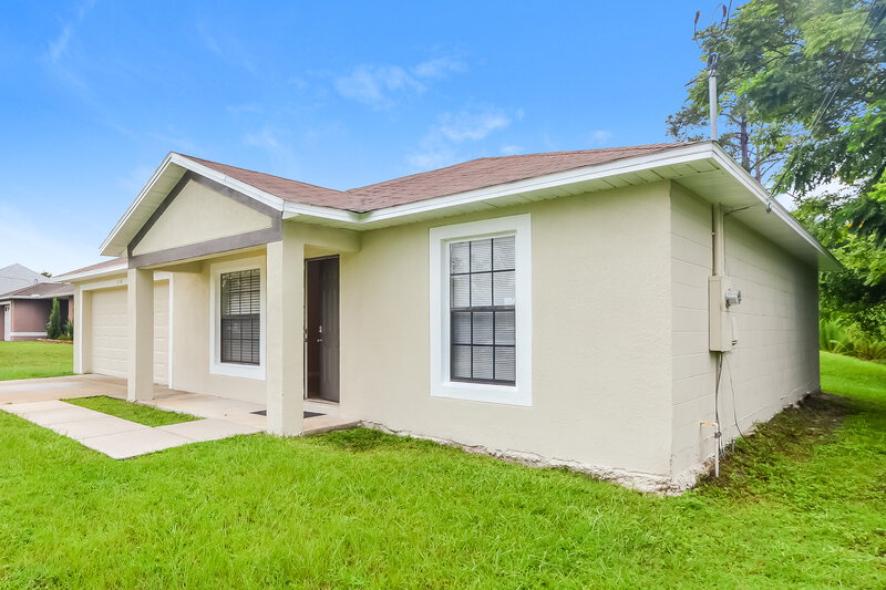 1,775/Mo, 1152 8th Ave Deland, FL 32724 Front View