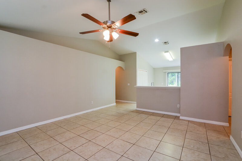 1,775/Mo, 1152 8th Ave Deland, FL 32724 Living Room View