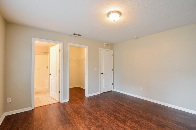 1,775/Mo, 1152 8th Ave Deland, FL 32724 Main Bedroom View 2