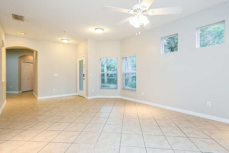 2,305/Mo, 1050 Wickerwood St Ocoee, FL 34761 Living Room View