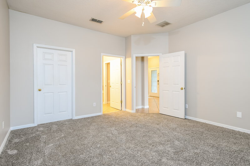 2,305/Mo, 1050 Wickerwood St Ocoee, FL 34761 Main Bedroom View 2