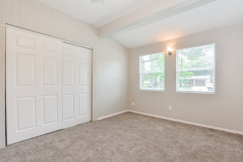 1,910/Mo, 1094 Whitewood Dr Deltona, FL 32725 Main Bedroom View 2