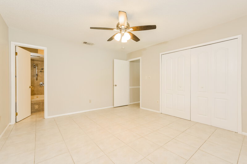 2,610/Mo, 1613 Prairie Lake Blvd Ocoee, FL 34761 Main Bedroom View 2