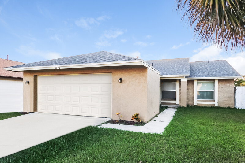 2,090/Mo, 3230 Tomahawk Drive Kissimmee, FL 34746 External View