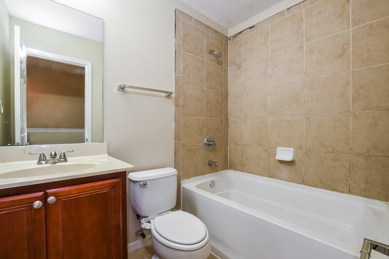 1,725/Mo, 5232 Paradise Cay Circle Kissimmee, FL 34746 Bathroom View