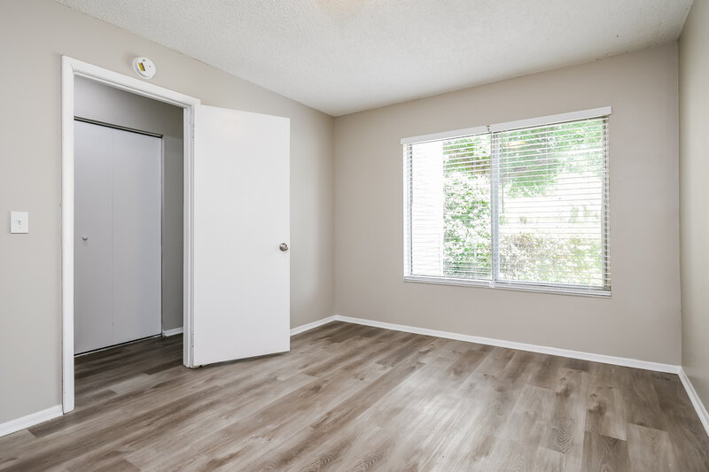 2,090/Mo, 10412 Manassas Cir Orlando, FL 32821 Bedroom View 2