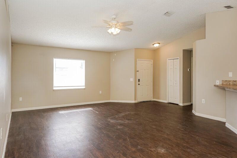 1,905/Mo, 3164 N Covington Dr Deltona, FL 32738 Misc View 2