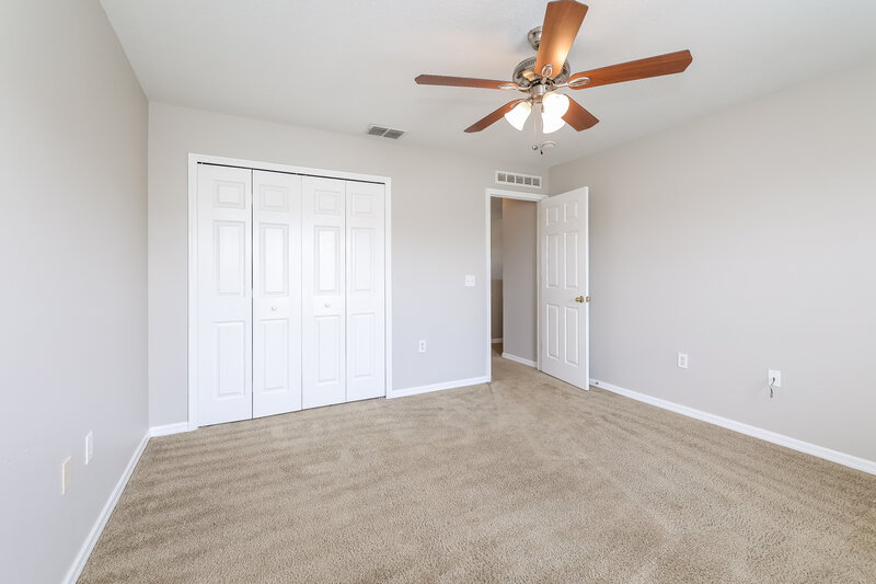 2,480/Mo, 1182 Kittansett Ln Auburndale, FL 33823 Bedroom View 3