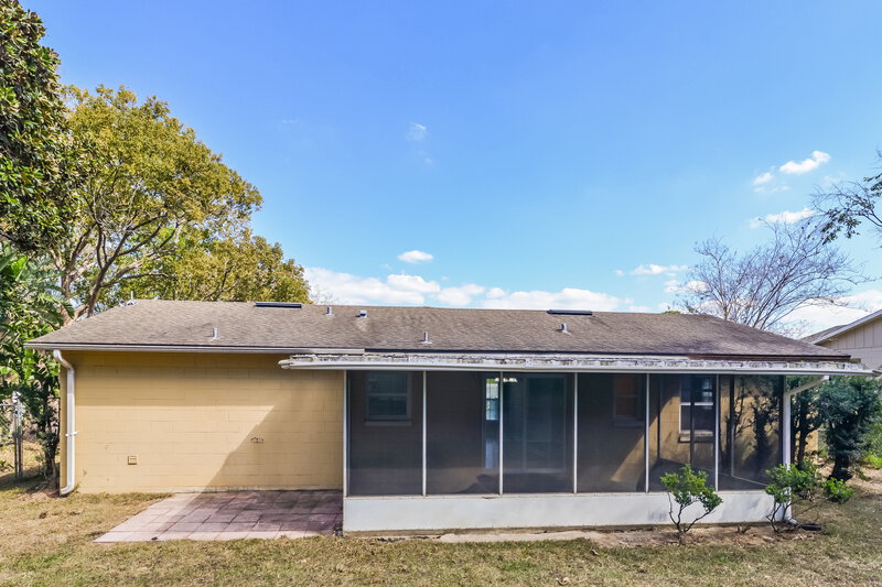 1,720/Mo, 270 Crestview Dr Clermont, FL 34711 Rear View 2