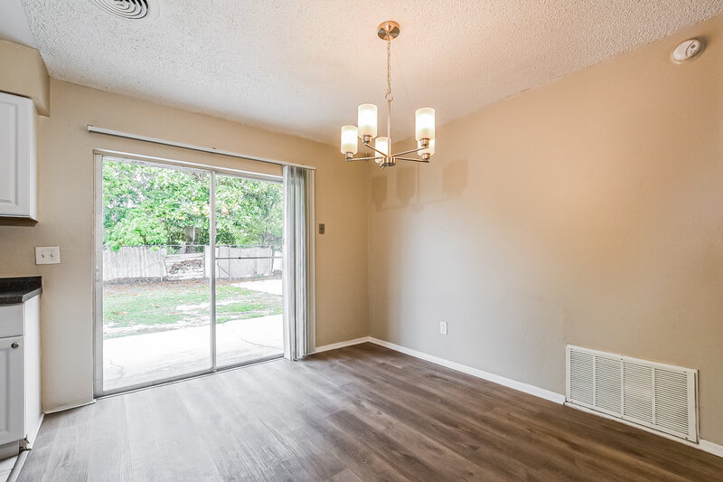 2,205/Mo, 10945 Tangora St Orlando, FL 32825 Dining Room View