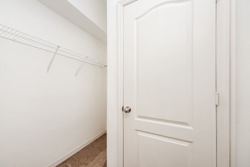 0/Mo, 6612 S Goldenrod Rd Unit 104A Orlando, FL 32822 Walk In Closet View