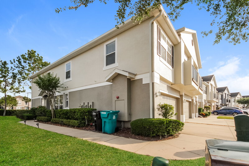 0/Mo, 6612 S Goldenrod Rd Unit 104A Orlando, FL 32822 Rear View 2