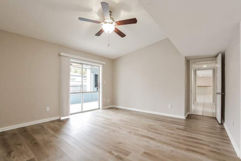2,405/Mo, 2323 Markingham Rd Maitland, FL 32751 Main Bedroom View 2
