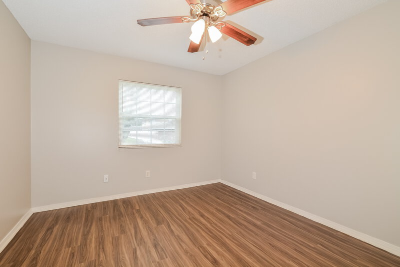 1,805/Mo, 3285 Noah St Deltona, FL 32738 Main Bedroom View 2