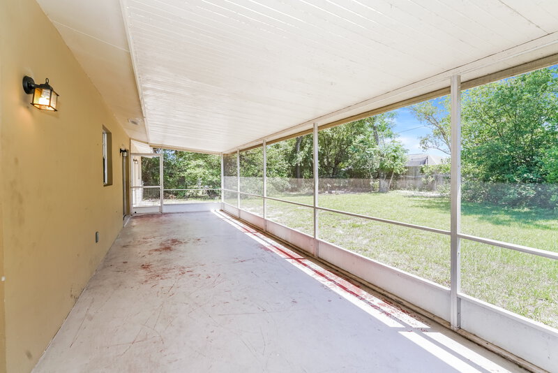 2,000/Mo, 989 E Normandy Blvd Deltona, FL 32725 Sun Room View