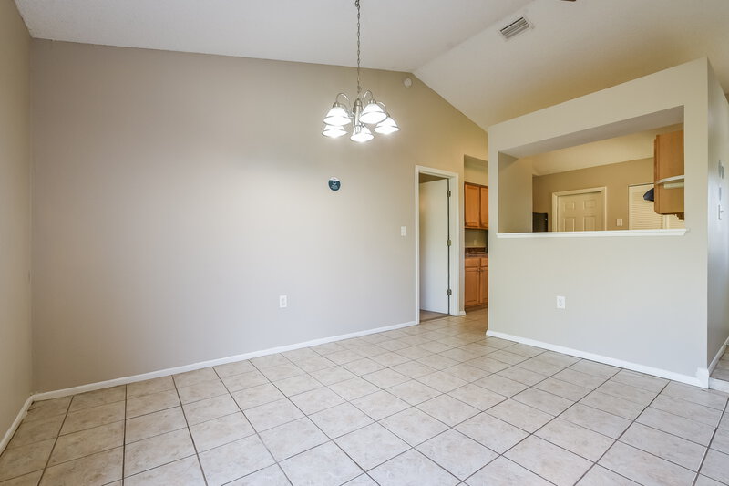 1,790/Mo, 2493 Courtland Blvd Deltona, FL 32738 Dining Room View 2