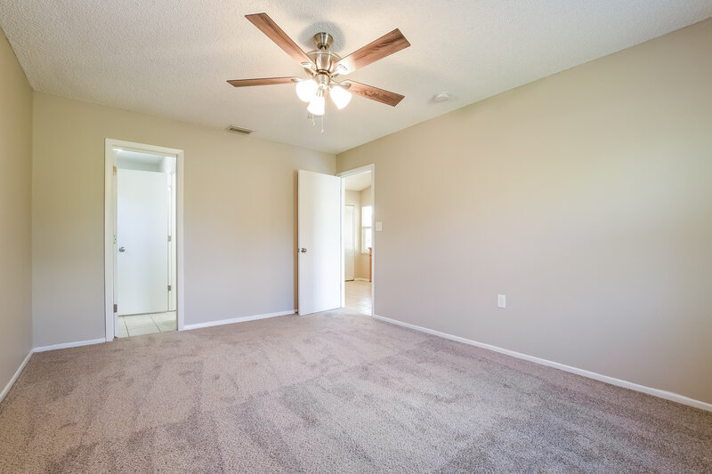 1,790/Mo, 2493 Courtland Blvd Deltona, FL 32738 Main Bedroom View 2