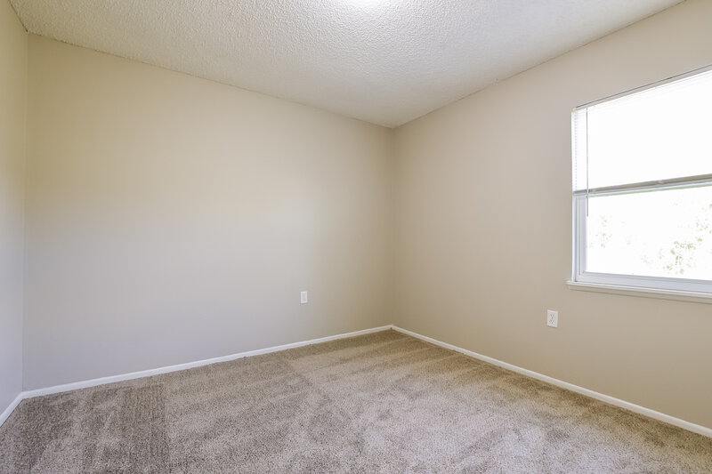 1,790/Mo, 2493 Courtland Blvd Deltona, FL 32738 Bedroom View 3