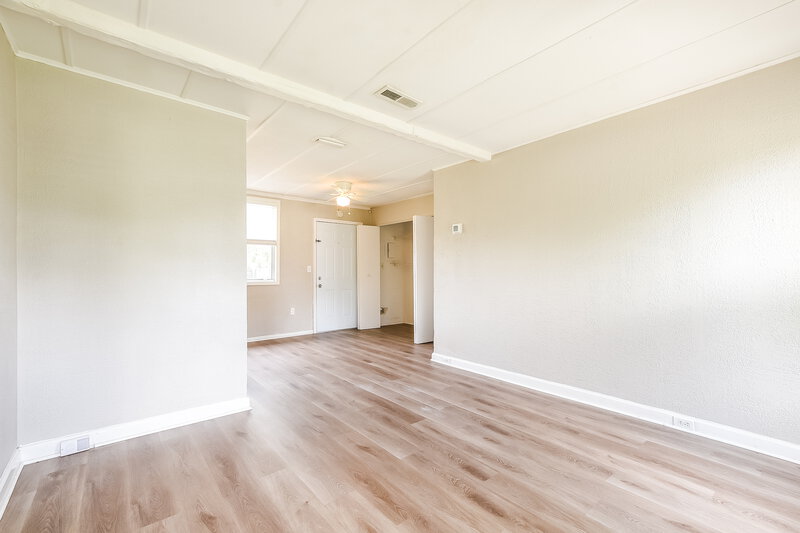 1,705/Mo, 542 Colonnades Cv Casselberry, FL 32707 Living Room View 2