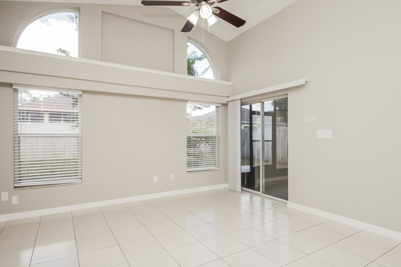 2,370/Mo, 11921 Hatcher Cir Orlando, FL 32824 Misc View 3