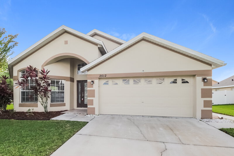 2,490/Mo, 2512 Balmoral Dr Kissimmee, FL 34744 Front View