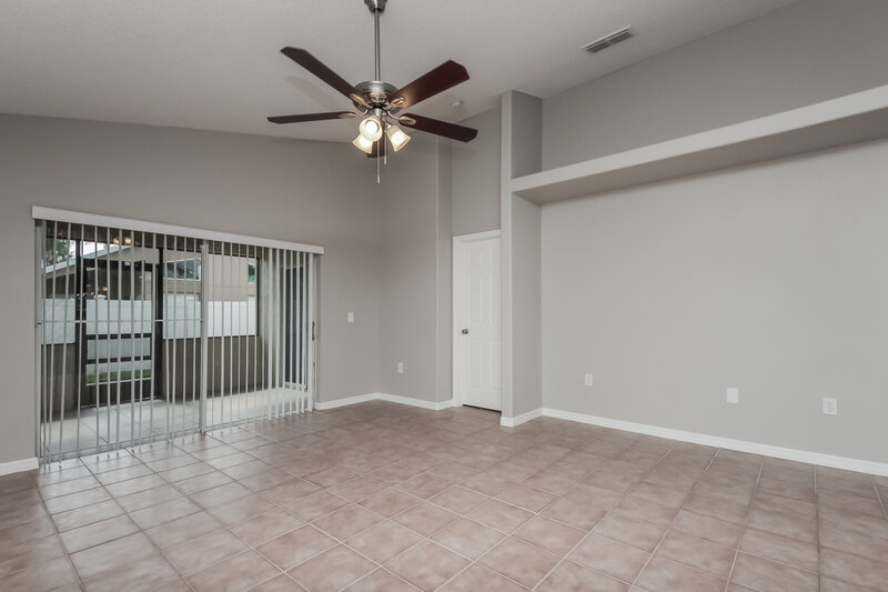 2,490/Mo, 2512 Balmoral Dr Kissimmee, FL 34744 Living Room View 3