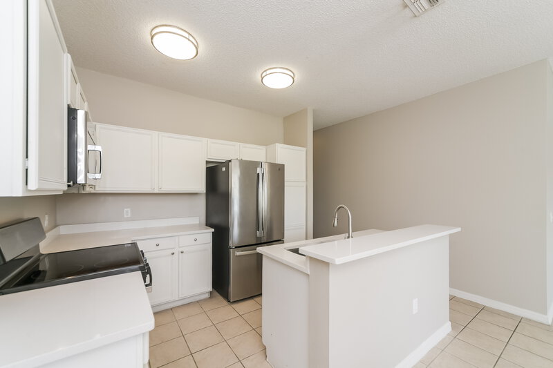 2,540/Mo, 243 Anson Dr Kissimmee, FL 34758 Kitchen View