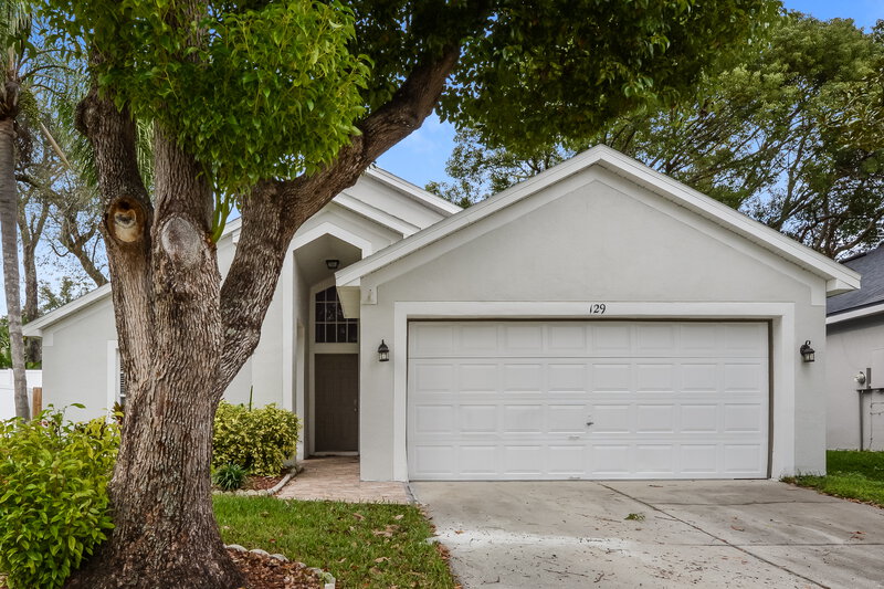 2,210/Mo, 129 N Weathersfield Ave Altamonte Springs, FL 32714 External View