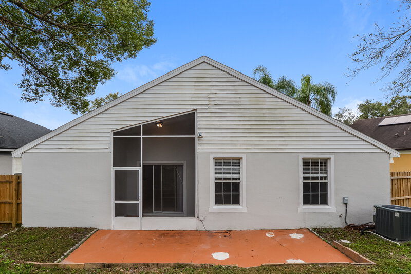 2,210/Mo, 129 N Weathersfield Ave Altamonte Springs, FL 32714 Rear View