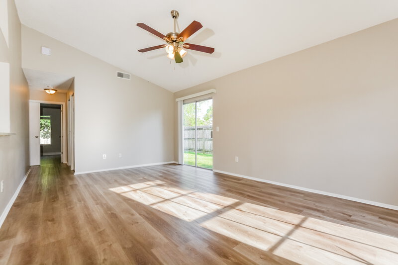 2,175/Mo, 13814 Countryplace Dr Orlando, FL 32826 Living Room View