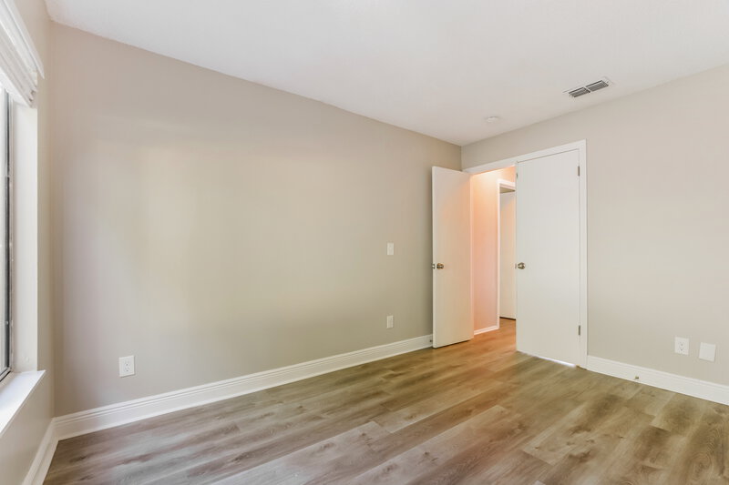 2,175/Mo, 13814 Countryplace Dr Orlando, FL 32826 Bedroom View 3