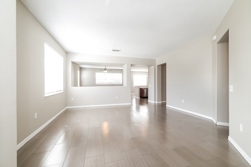 2,455/Mo, 2053 Bearing Ln Kissimmee, FL 34744 Living Room View