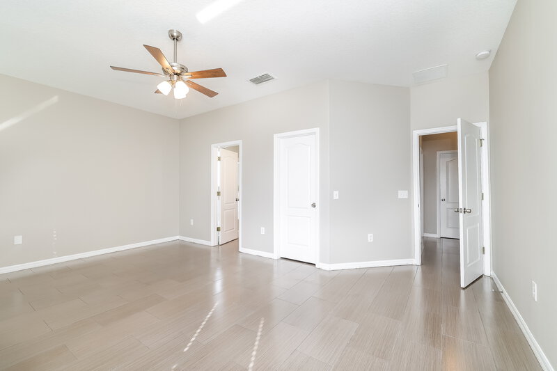 2,455/Mo, 2053 Bearing Ln Kissimmee, FL 34744 Main Bedroom View