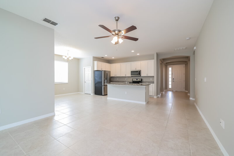 2,545/Mo, 1392 Merion Dr Mount Dora, FL 32757 Living Room View