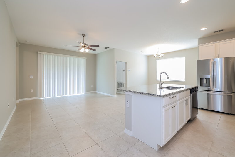 2,545/Mo, 1392 Merion Dr Mount Dora, FL 32757 Kitchen View