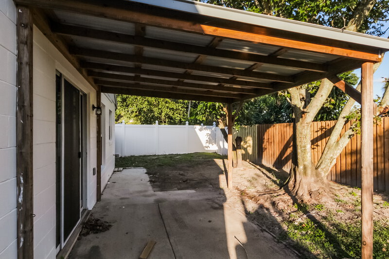 2,300/Mo, 11183 Galvin Dr Orlando, FL 32837 Covered Patio View