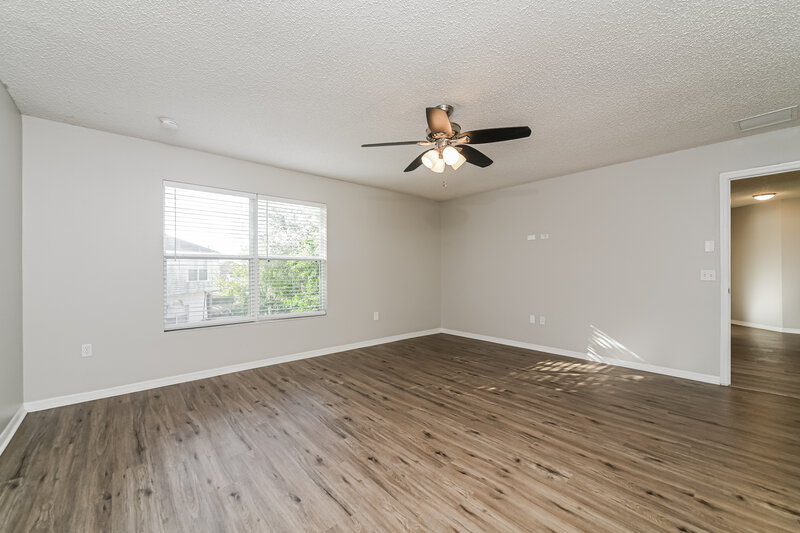 2,095/Mo, 304 Michigan Ln Kissimmee, FL 34759 Main Bedroom View