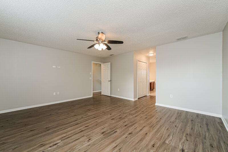 2,095/Mo, 304 Michigan Ln Kissimmee, FL 34759 Main Bedroom View 2