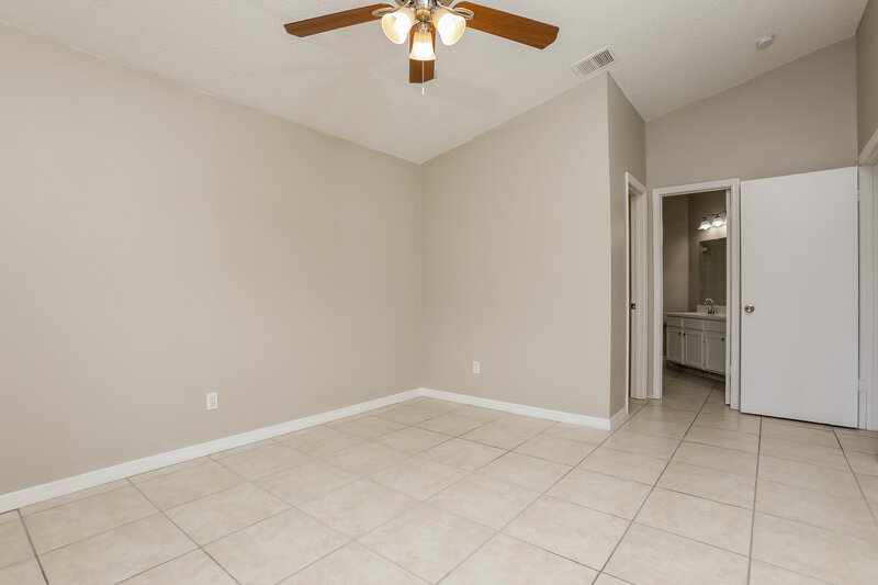 2,230/Mo, 3235 Brewster Dr Kissimmee, FL 34743 Main Bedroom View 2