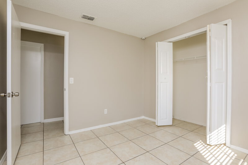 2,230/Mo, 3235 Brewster Dr Kissimmee, FL 34743 Bedroom View 2