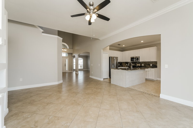 2,405/Mo, 4350 Fox Glen Loop Kissimmee, FL 34746 Family Room View 3