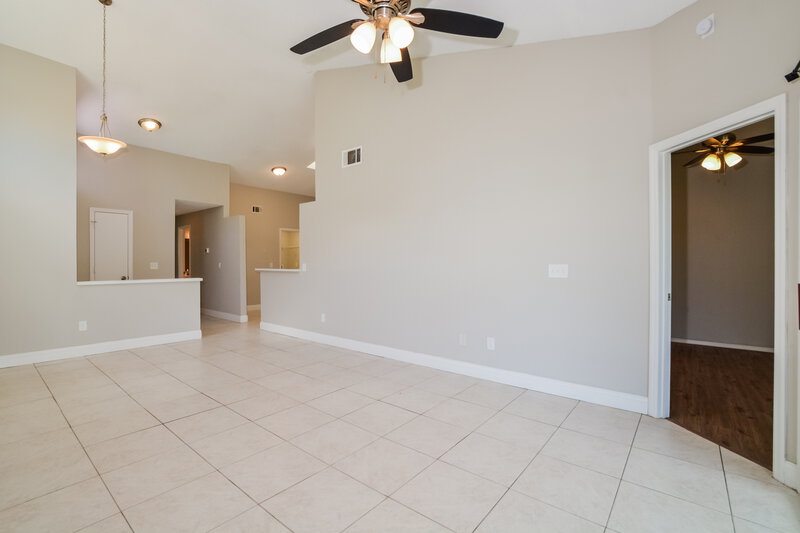 1,960/Mo, 68 Lakepointe Cir Kissimmee, FL 34743 Living Room View