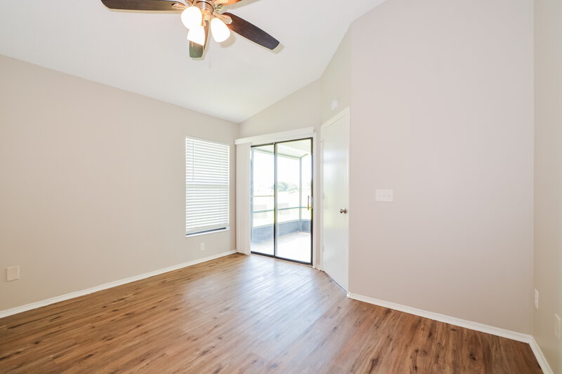 1,960/Mo, 68 Lakepointe Cir Kissimmee, FL 34743 Main Bedroom View