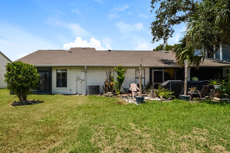 1,960/Mo, 68 Lakepointe Cir Kissimmee, FL 34743 Rear View 2