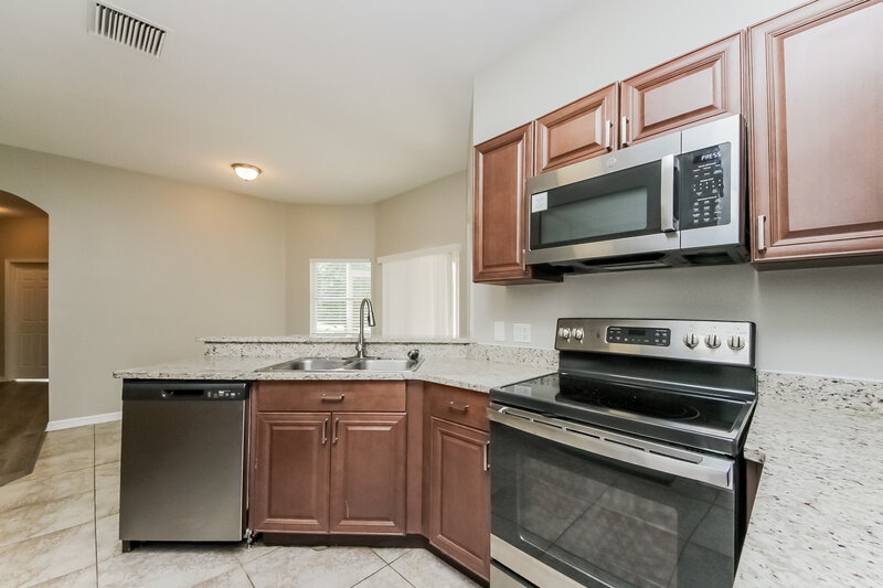 2,490/Mo, 4204 Lugano Ct Kissimmee, FL 34746 Kitchen View 2