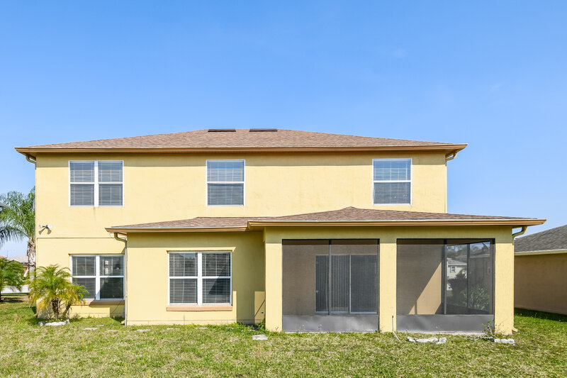 2,610/Mo, 4560 Ficus Tree Rd Kissimmee, FL 34758 Rear View