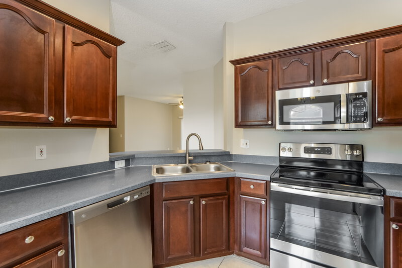 2,345/Mo, 4876 Waterside Pointe Cir Orlando, FL 32829 Kitchen View