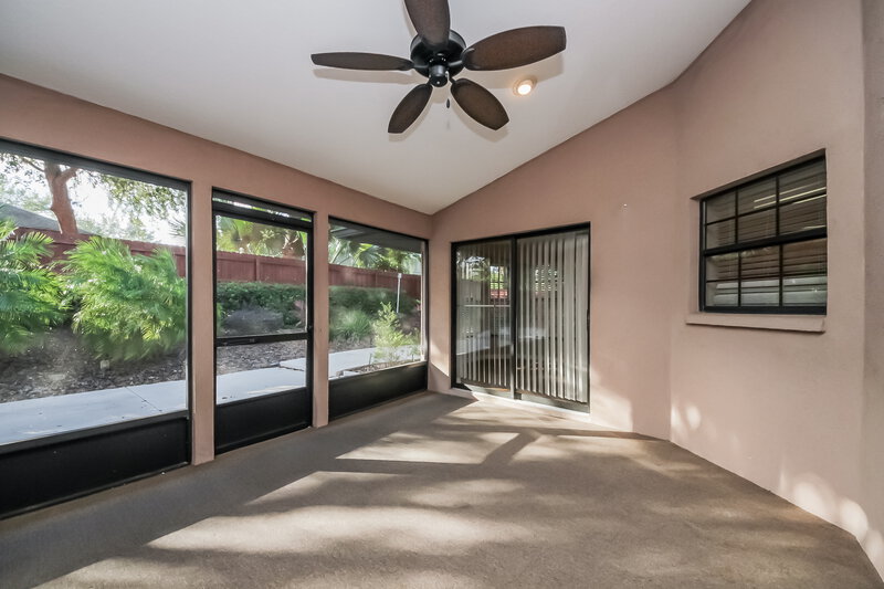 2,095/Mo, 4480 Abaco Dr Tavares, FL 32778 Sun Room View