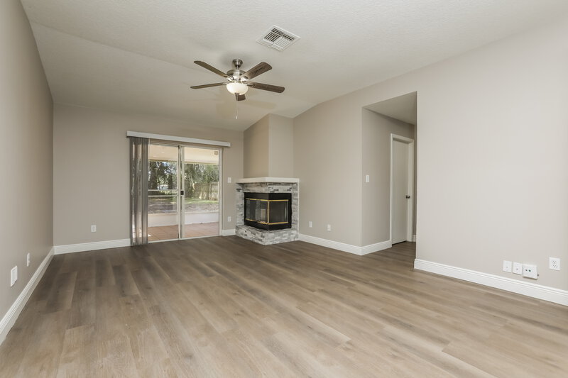 2,415/Mo, 7952 Soft Pine Cir Orlando, FL 32825 Living Room View