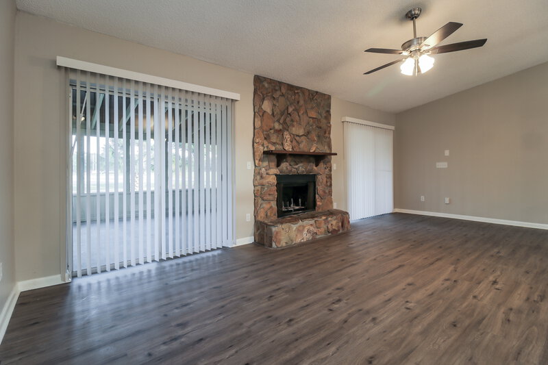 3,100/Mo, 4453 Tomlinson Cir Orlando, FL 32829 Living Room View